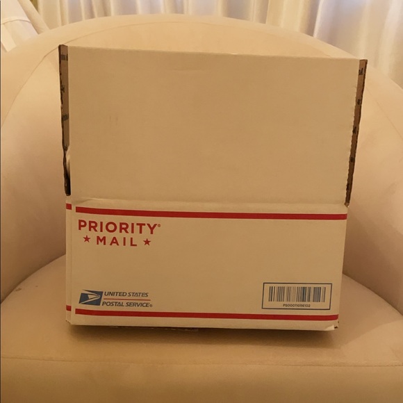 Mystery baby box full of clothes - Picture 3 of 4